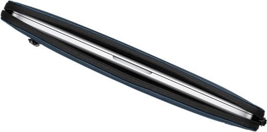 Actual product image Incase Compact (13.30", Apple)