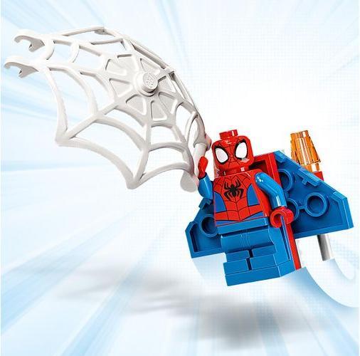Actual product image LEGO Hulks and Rhino's truck duel (10782, LEGO Marvel)