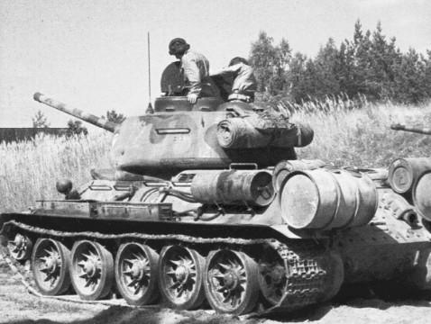 Immagine prodotto Italeri Carro armato russo T 34/85