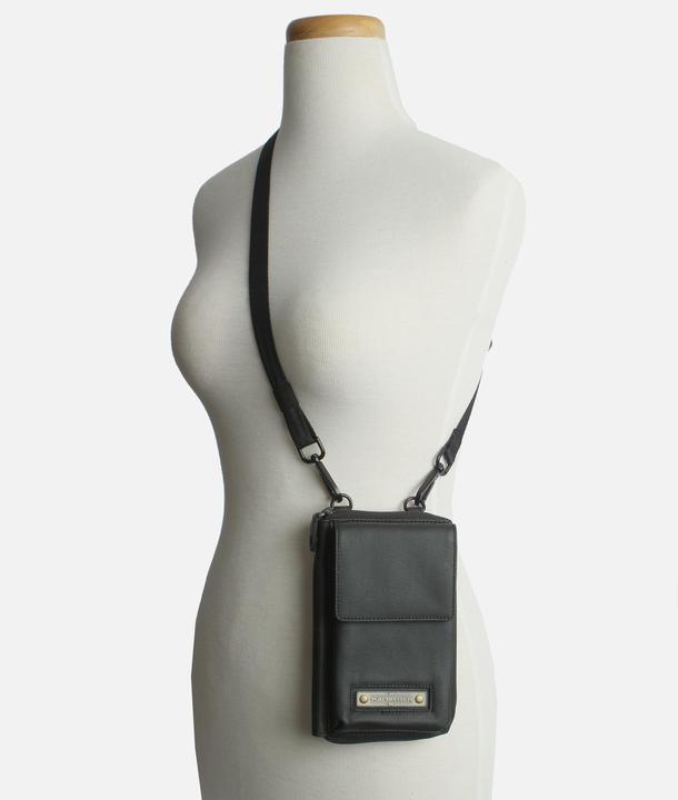 Actual product image Margelisch Larina 1