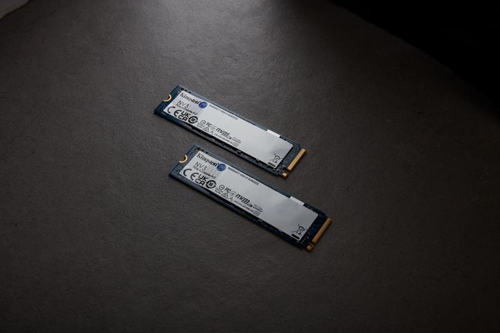 Immagine prodotto Kingston NV3 (4000 GB, M.2 2280)