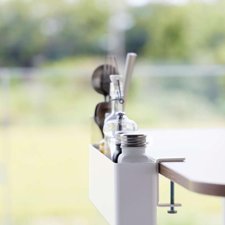Actual product image Yamazaki Schmaler Tisch-Klemm-Korb TOWER