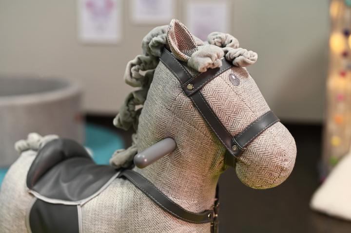 Produktbild Knorrtoys Schaukelpferd "Grey horse"
