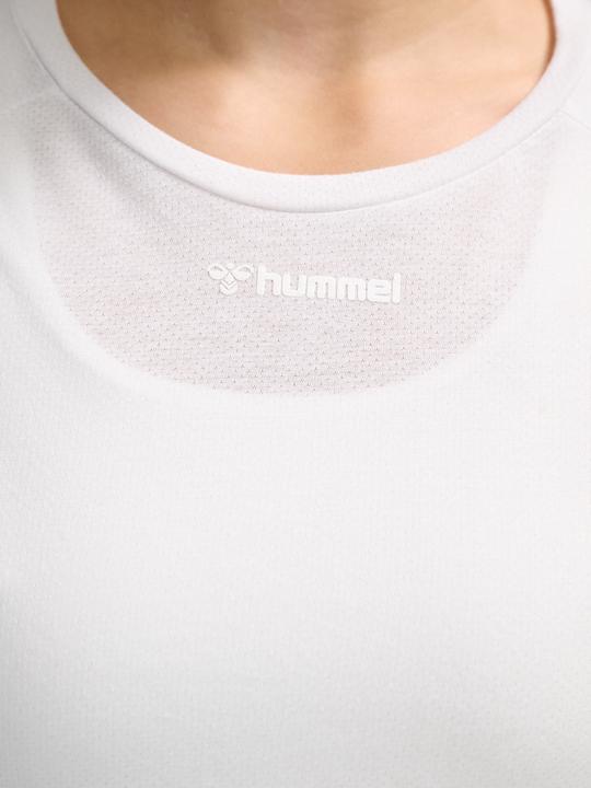 Actual product image hummel Mt Vanja T-Shirt L/S (M)
