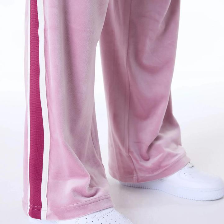 Actual product image New Era Women's velvet jogging suit Dodgers (XS)