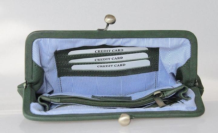 Actual product image Pajass clutch