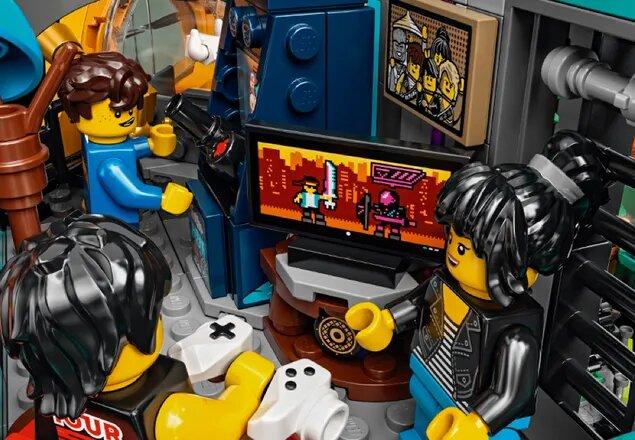 Actual product image LEGO Die Gärten von NINJAGO City (71741, LEGO Ninjago, LEGO Rare Sets)