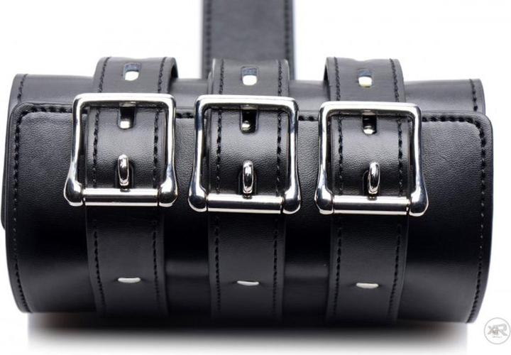 Actual product image XR Brands Arm Binder Harnas Met Boeien