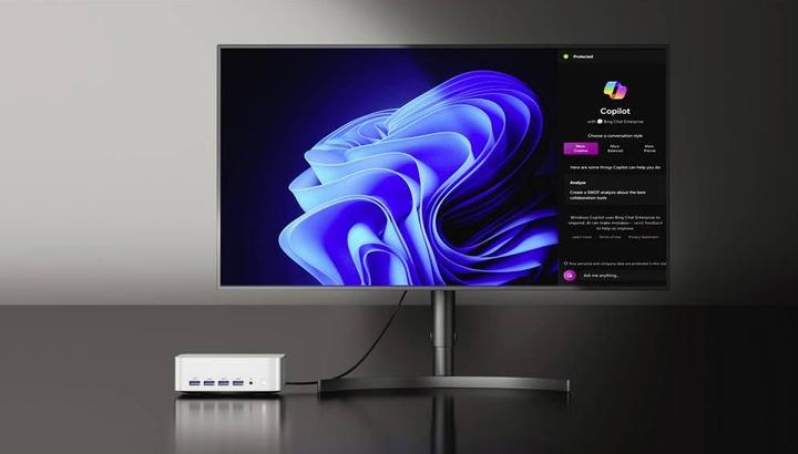 Actual product image Geekom Mini PC A8 Max () AMD Ryzen 7 8845HS 32 GB RAM 1 TB SSD AMD Radeon™ (AMD Ryzen 7 8845HS, 32 GB, 1000 GB, Radeon 780M)