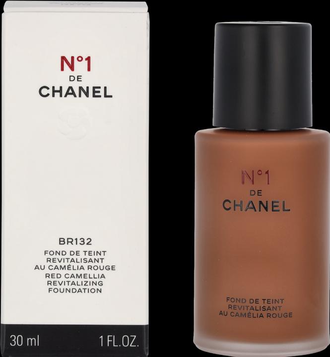 Produktbild Chanel Revitalisierende Foundation Verleiht Leuchtkraft - Spendet Feuchtigkeit - Schützt 30ml (Braun)
