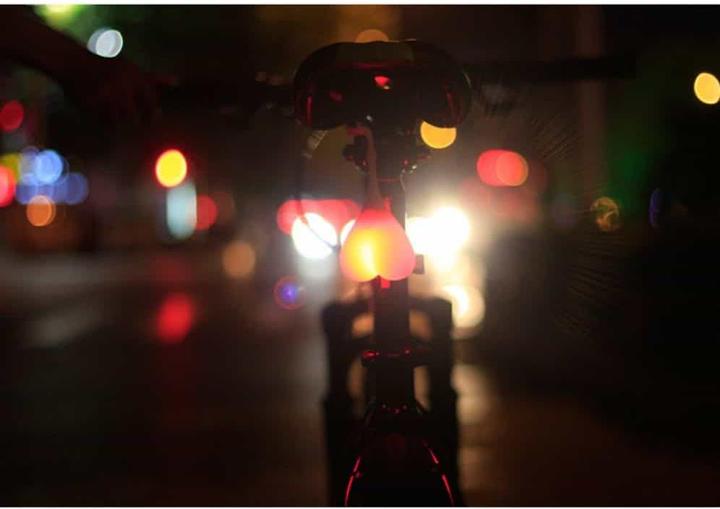 Actual product image Ueli Express Bicycle Bike Rear Light Egg Balls