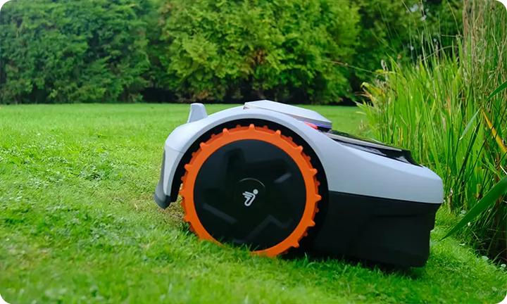 Produktbild Segway-Navimow i105E (500 m², Ohne Begrenzungskabel)