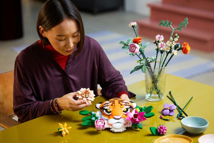 Actual product image LEGO Fauna Collection - Tiger (31217, LEGO Art)