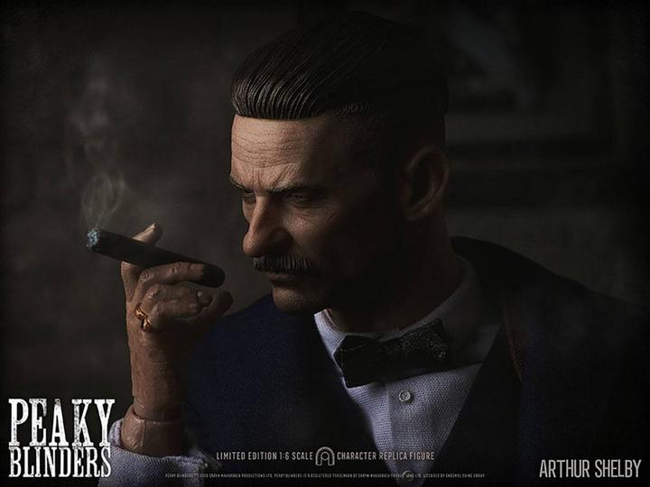 Actual product image Big Chief Studios Peaky Blinders Action Figure 1/6 Arthur Shelby Limited Edition 30 cm