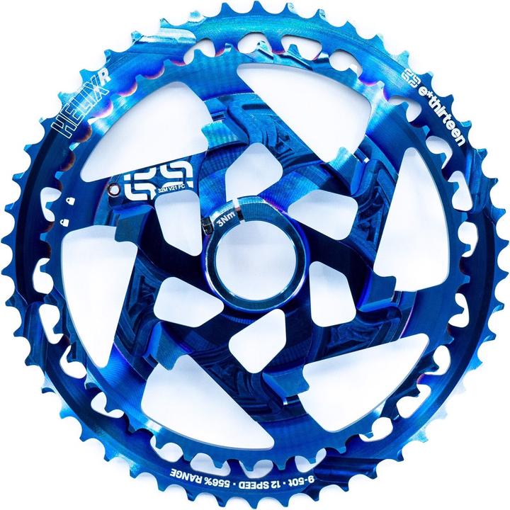 Blau