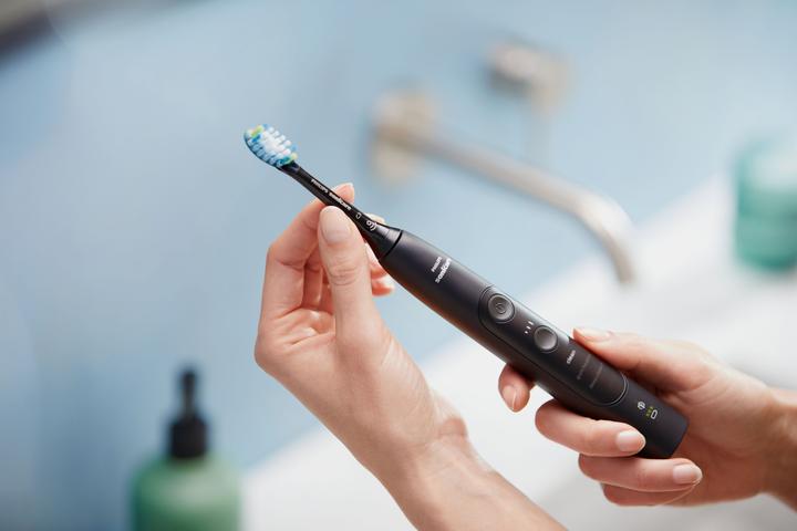 Produktbild Philips Sonicare ExpertClean 7300 (Schallzahnbürste)