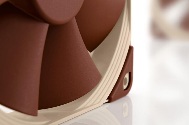 Produktbild Noctua NF-F12 5V (120 mm, 1 x)