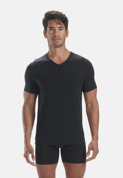 Image du produit adidas T-shirt décontracté près du corps (L)