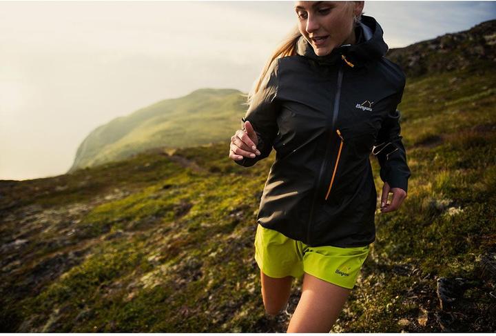 Produktbild Bergans Y LightLine Air 3L Shell Jacke (M)