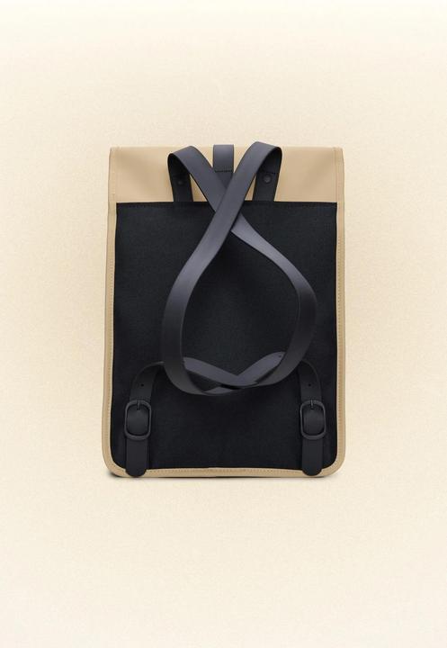 Actual product image Rains Rucksack