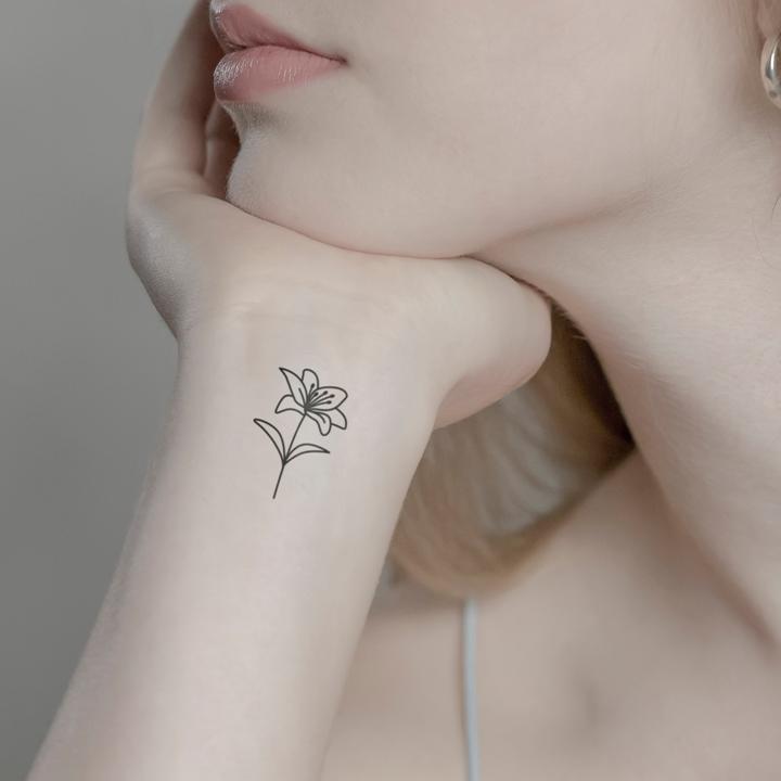 Actual product image minink Temporary tattoo - Lily with stem