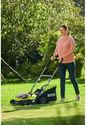 Image du produit Ryobi Tondeuse à gazon hybride (Fonctionnement sur batterie)
