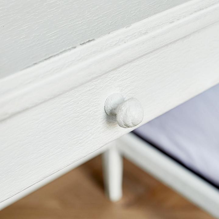 Actual product image Loberon Sekretär Penworth antikweiss