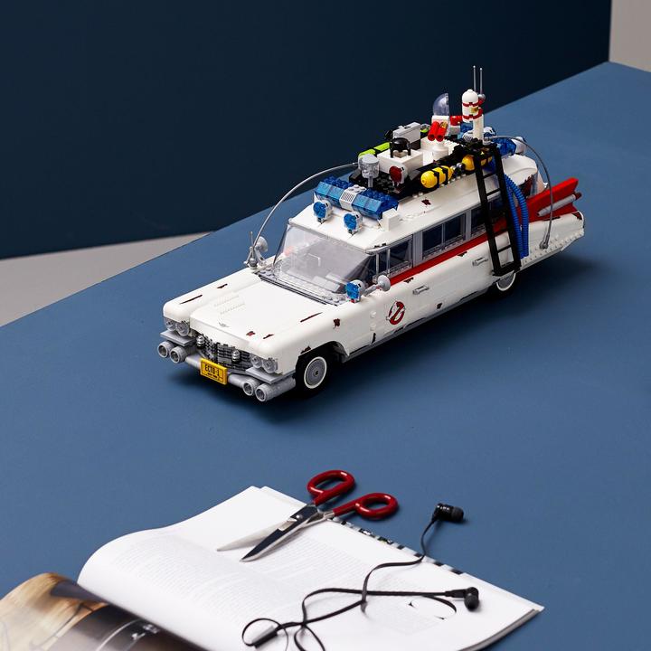 Productafbeelding LEGO Ghostbusters ECTO-1 (10274, LEGO Icons, LEGO Zeldzame Sets)