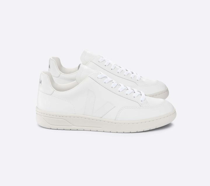 Actual product image Veja V-12 (42)
