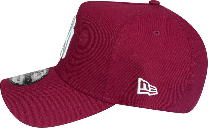Actual product image New Era 9Forty A-Frame Trucker Cap New York Yankees cardinal