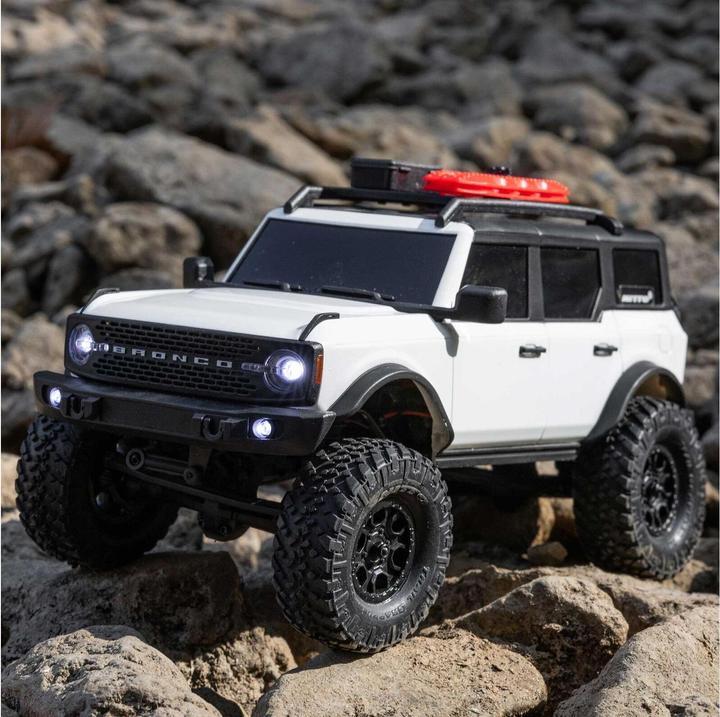 Actual product image Axial Rock Crawler SCX24 Ford Bronco, Weiss RTR, 1:24 (RTR Ready-to-Run)