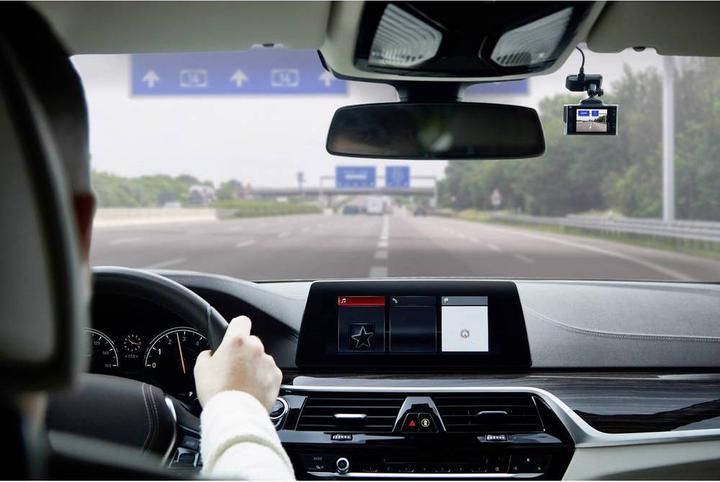 Actual product image Osram Dashcam ROADsight 30 (Accelerometer, Wi-Fi, Full HD)
