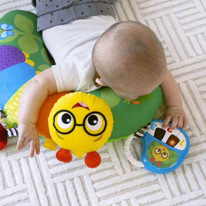 Produktbild Baby Einstein Cal-a-Pillow™ Tummy Time Aktivitätskissen