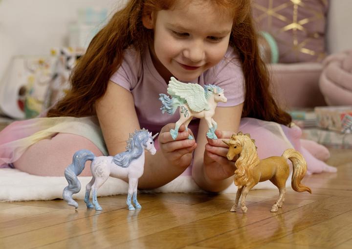 Actual product image Schleich Flowy Unicorn Mare