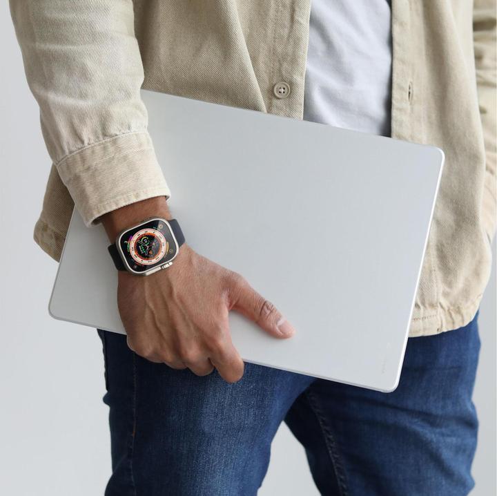 Actual product image Vonmählen Notebook hardcover Clear 16, Transparent (16", Apple)