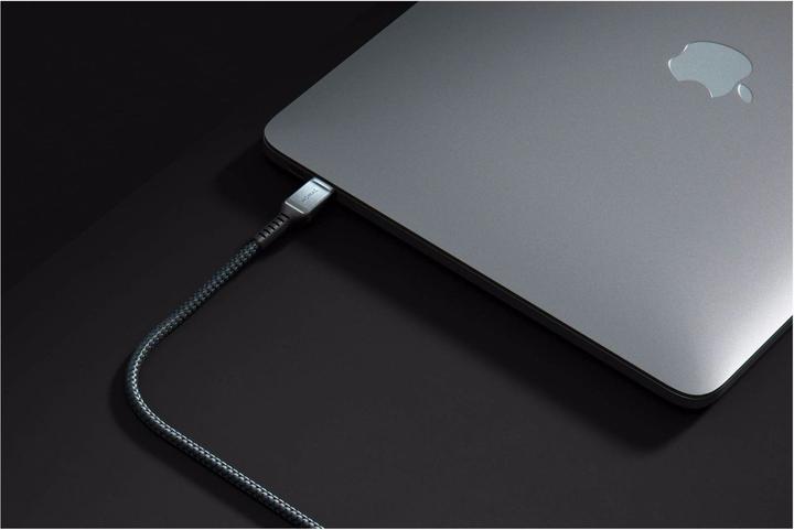 Actual product image Nomad USB C – Lightning (3 m, USB 2.0)