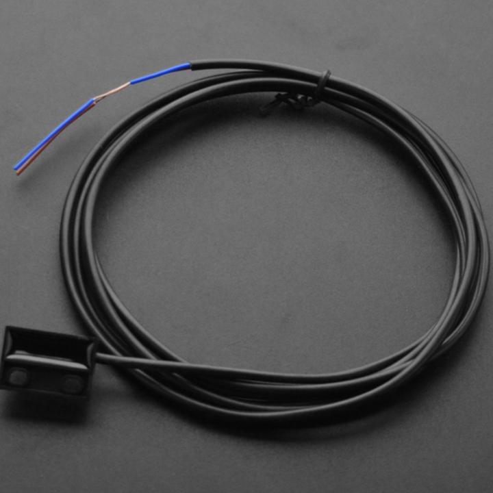 Actual product image DFRobot Magnetic switch door / window contact