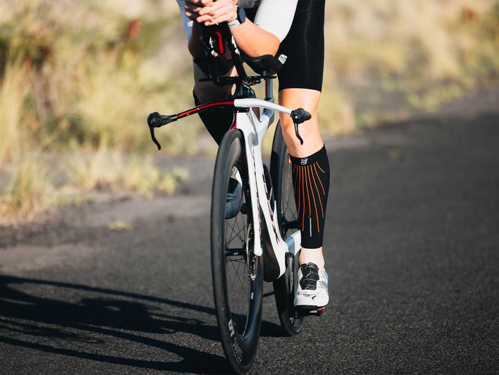 Produktbild Compressport R2 Aero (30, 31, 33, 32 C, 34 C)
