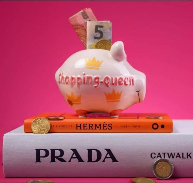 Actual product image G. Wurm KCG piggy bank, Shopping Queen Medium, made of ceramic, item 101009 (W/H/D) 17x15x15 cm (17 x 15 x 15 cm)