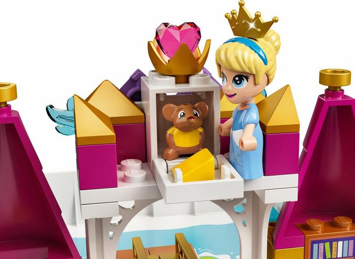 Produktbild LEGO Märchenbuch Abenteuer mit Arielle, Belle, Cinderella und Tiana (43193, LEGO Disney)