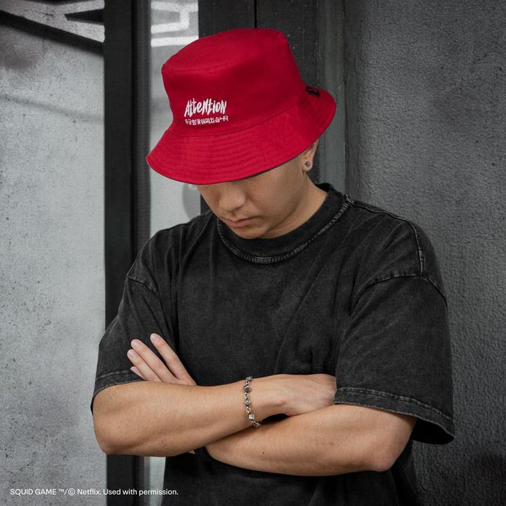 Immagine prodotto Cinereplicas Cappello da pesca Squid Game Luce rossa, luce verde