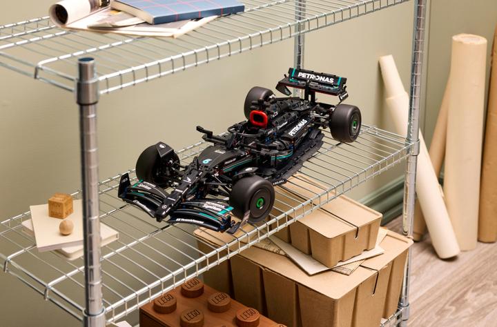 Actual product image LEGO Mercedes-AMG F1 W14 E Performance (42171, LEGO Technic)