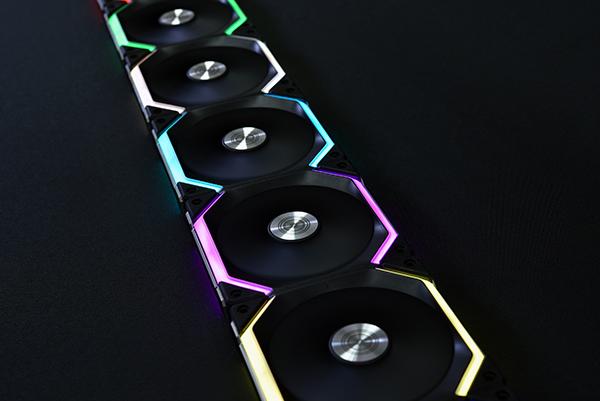 Image du produit Lian-Li Ventilateur UNI FAN SL120 RGB PWM, paquet de 3 (120 mm, 3 x)