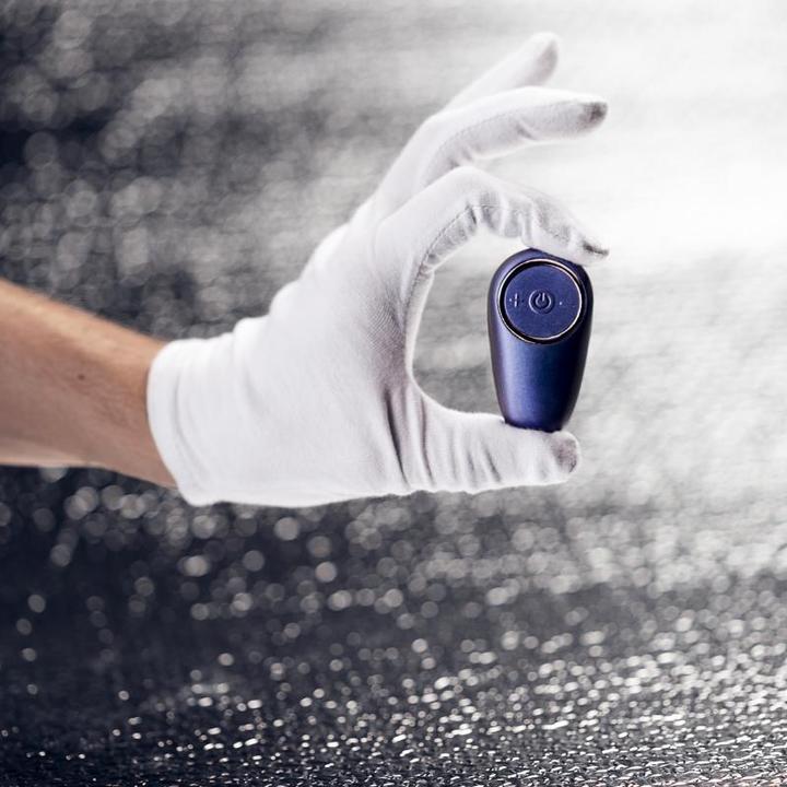 Actual product image Hueman Outer Space vibrating anal plug