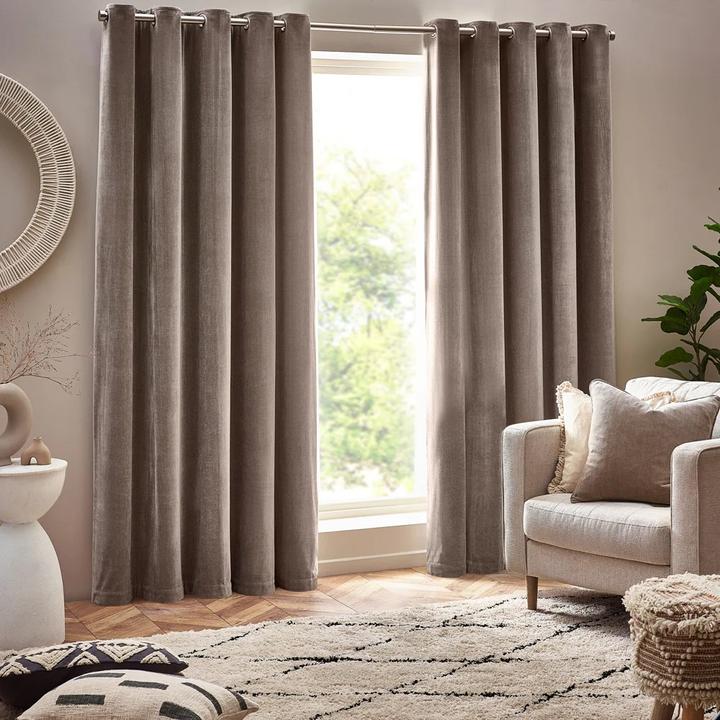 Produktbild Yard Ösenvorhänge Chenille Samt (229 x 229 cm)