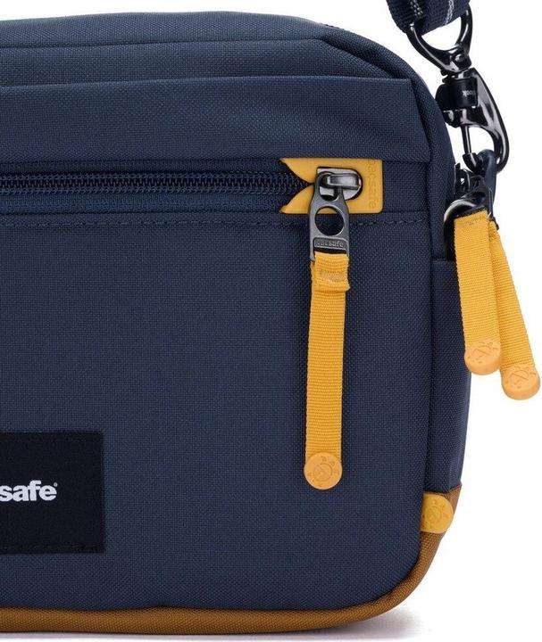 Actual product image Pacsafe Go Umhängetasche RFID 24 cm
