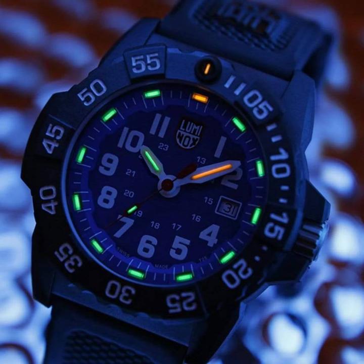 Actual product image Luminox Seal Foundation Exclusive (Analogue wristwatch, Swiss made, 45 mm)