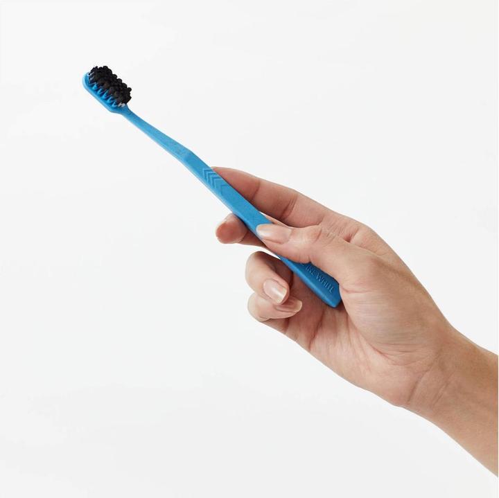 Produktbild Alpine White Toothbrush (Weich, 1 x)