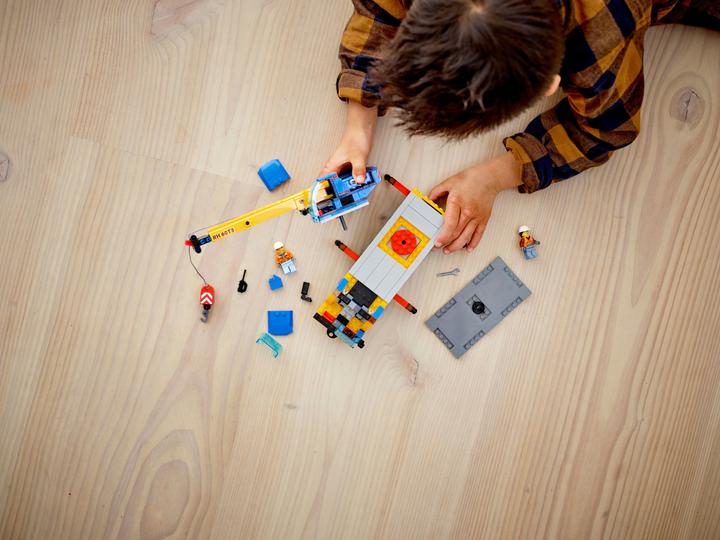 Produktbild LEGO Geländekran (60324, LEGO City)