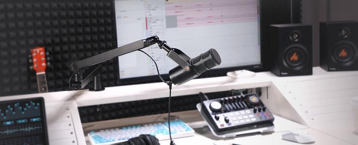 Actual product image Maono BA92 microphone boom